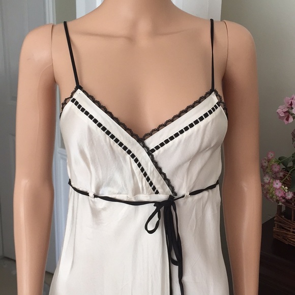 Meibiao Silk Cream Black Embroidered Slip Dress - Picture 3 of 10